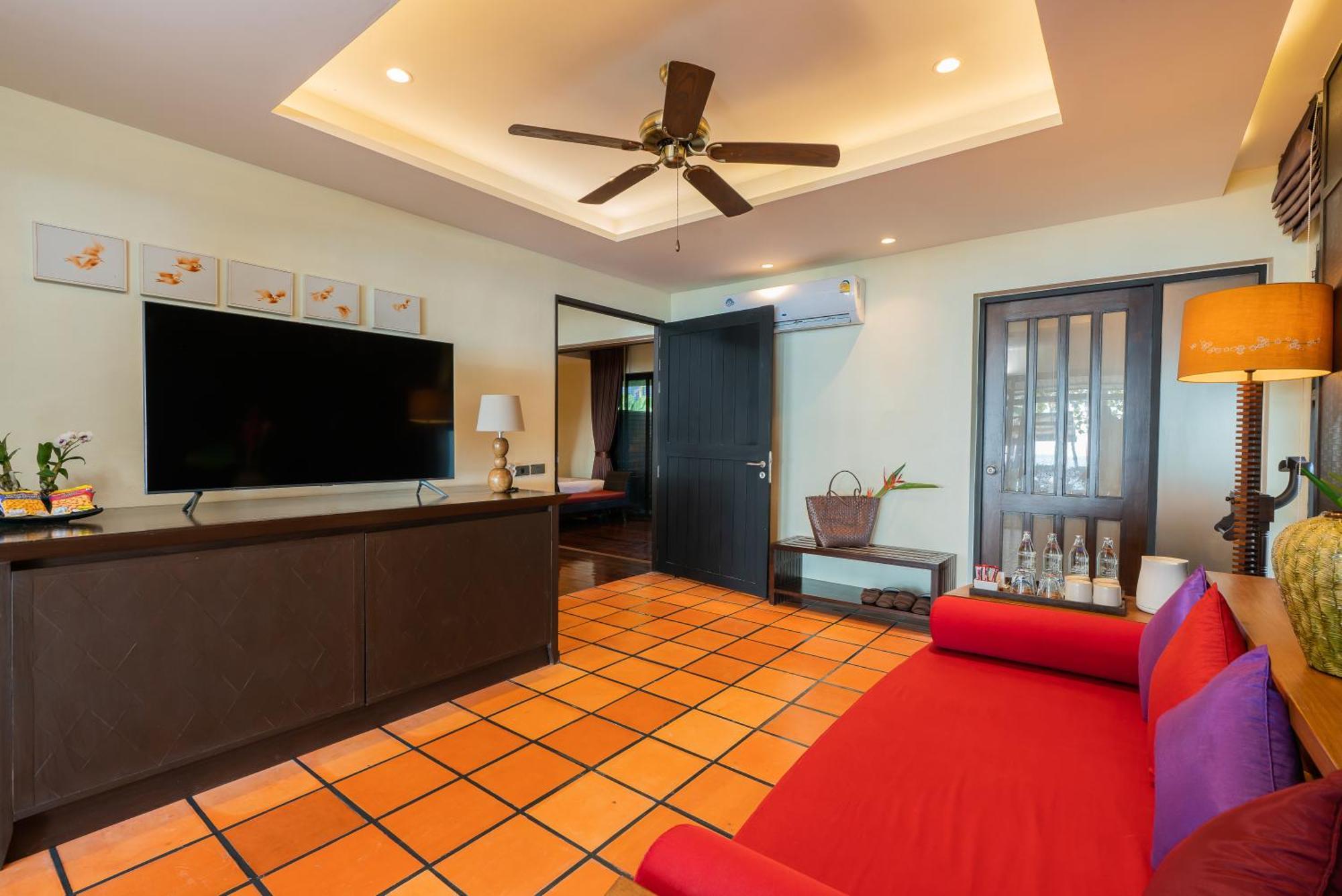 Khaolak Wanaburee Resort - Sha Extra Plus Khao Lak Phòng bức ảnh