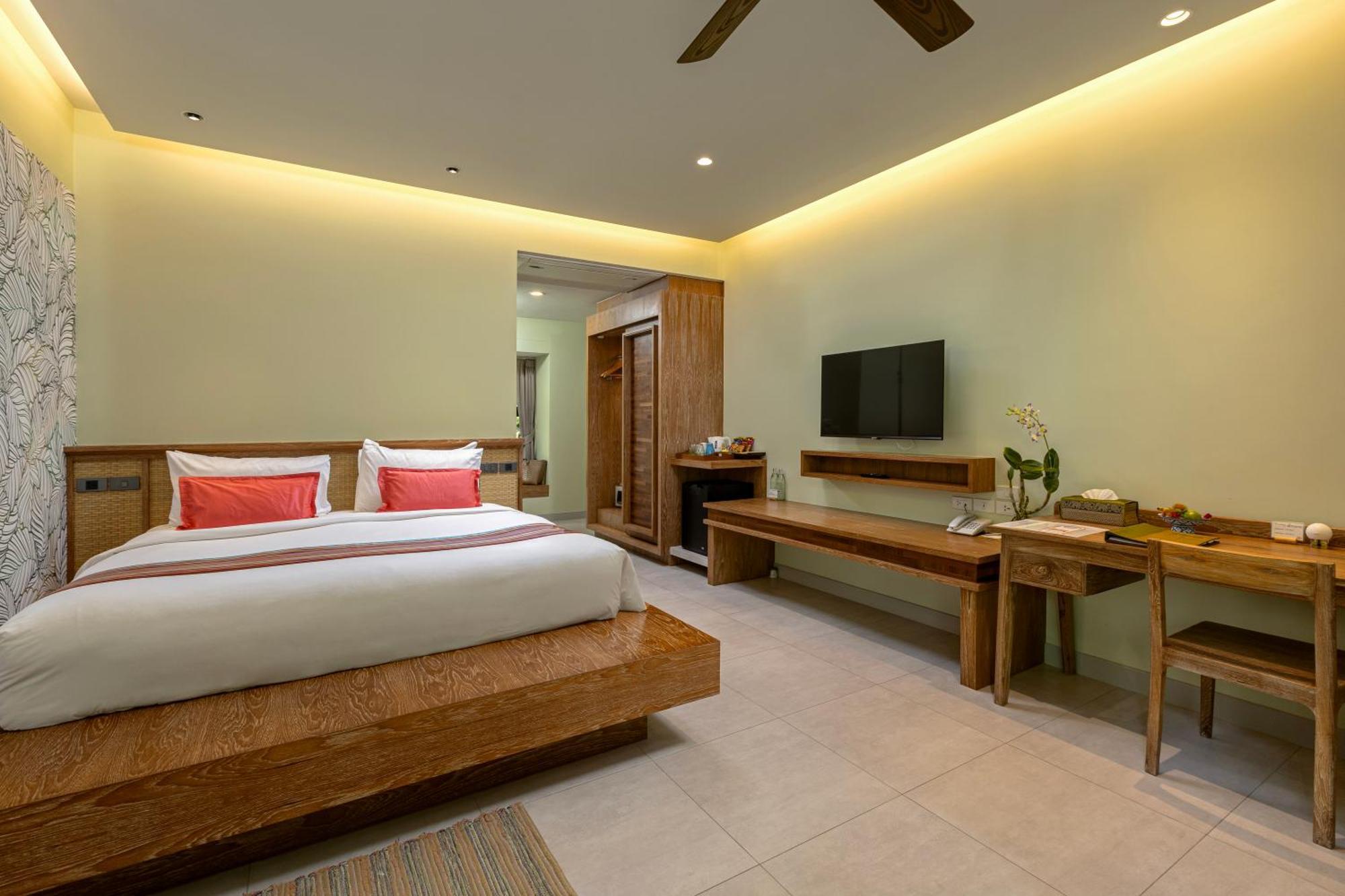 Khaolak Wanaburee Resort - Sha Extra Plus Khao Lak Ngoại thất bức ảnh