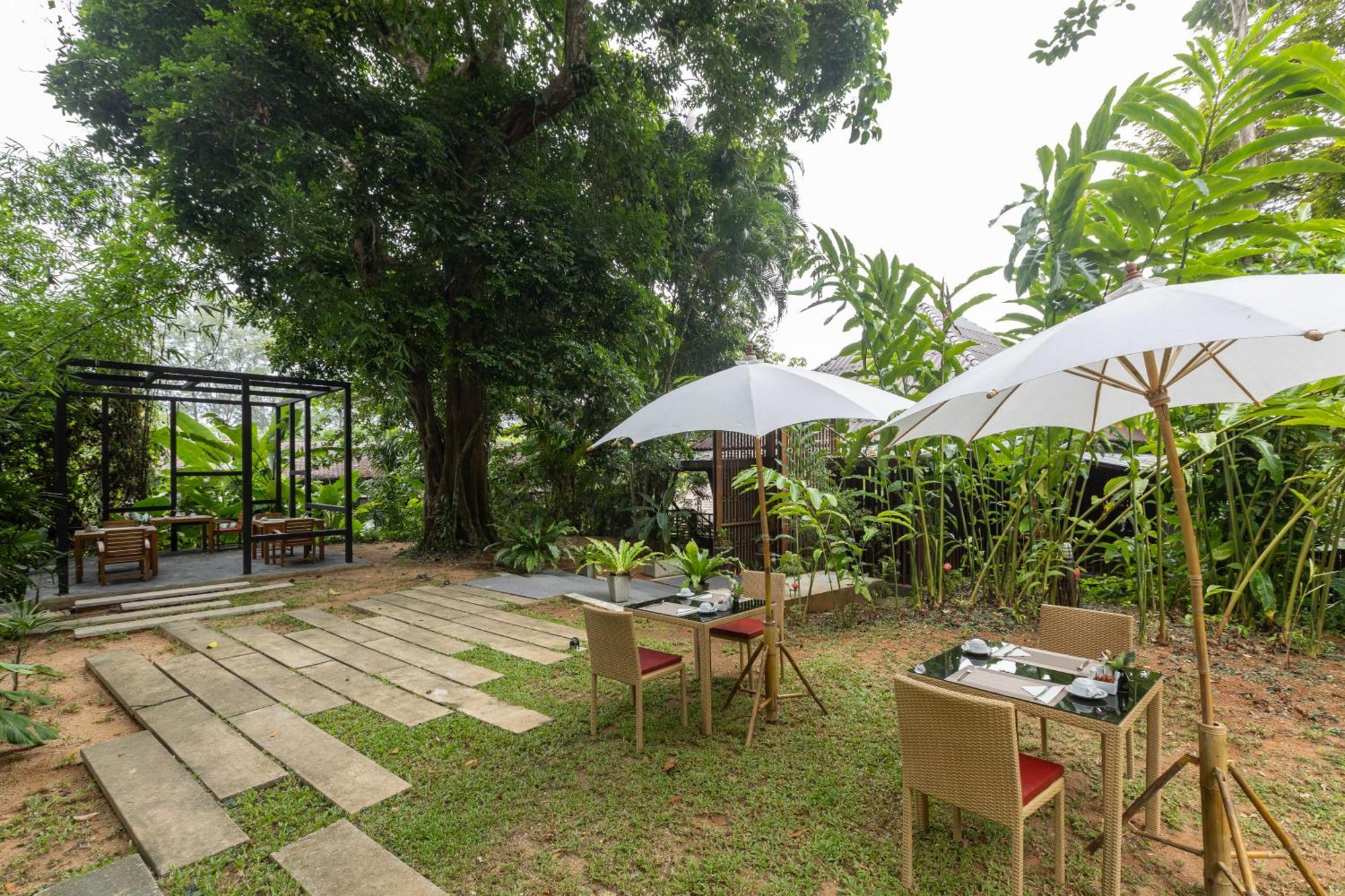 Khaolak Wanaburee Resort - Sha Extra Plus Khao Lak Ngoại thất bức ảnh